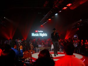Eden Muñoz emociona en el primer YouTube Music Night de México, con una noche íntima y honesta
